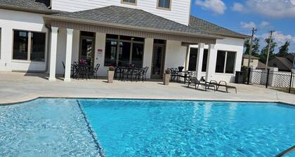 The Restful Refuge Unwind in Comfort and Peaceful Serenity