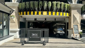 Front of property - Skye Hotel Bangkok (Bangkok)