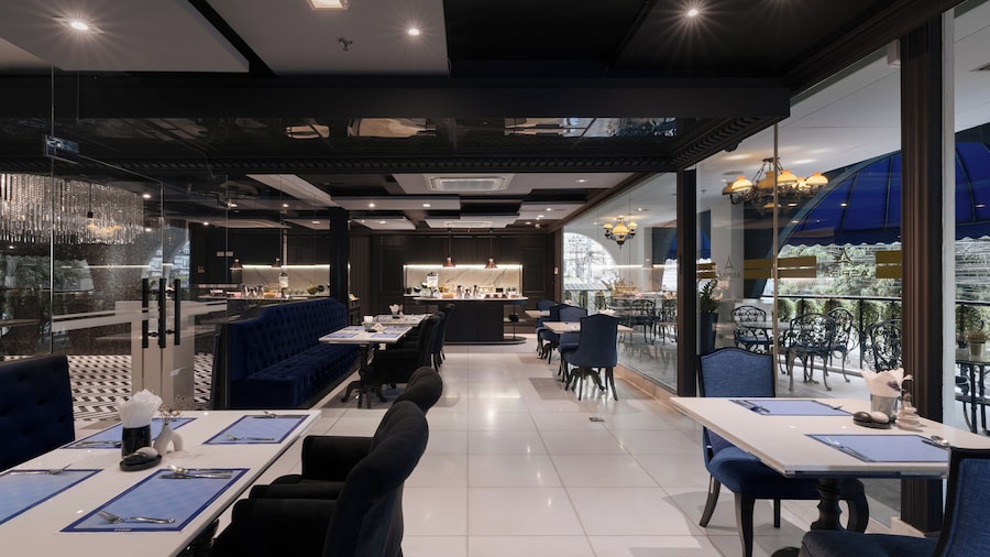 Skye Hotel Bangkok