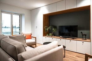 Fernseher