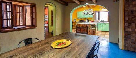 تناول الطعام