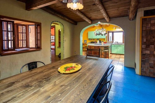 Casa del Corazón: beautiful Santa Fe country home.