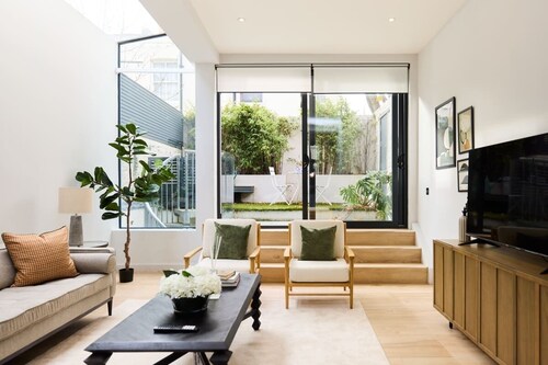 The Fulham Classic - Spacious 4bdr House With Balcony and Garden