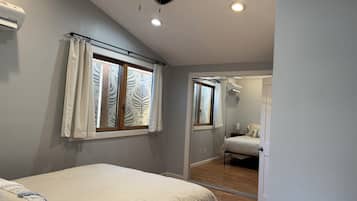 1 bedroom, in-room safe, iron/ironing board, WiFi