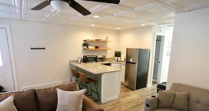 1 Bedroom Single Family Condo, Minutes from Slopes