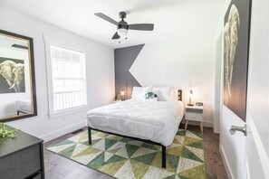 2 quartos, ferros/tábuas de passar roupa, Wi-Fi, roupa de cama