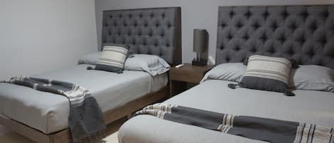 1 chambre, fer et planche à repasser, Wi-Fi, draps fournis