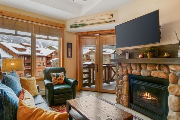 Fireplace - NEW! Tucker Mountain 1 Bedroom Condo #413 (Copper Mountain)