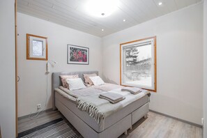 3 عدّة غرف نوم ومكتب وواي فاي وملاءات أسرّة