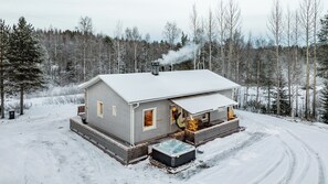 المنشأة من الخارج