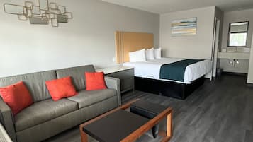 Luxury-Einzelzimmer | Laptopgeeigneter Arbeitsplatz, Verdunkelungsvorhänge