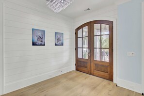 House (Multiple Bedrooms) | Interior - 7 Beachwood East by Avantstay Steps to the Beach Ocean Views, Hot Tub, 7bdr (Isle of Palms)