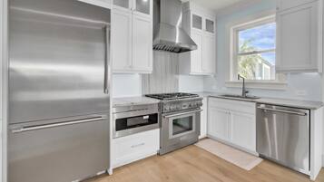 House (Multiple Bedrooms) | Interior