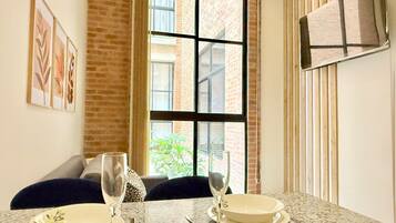 Studio (219) | Truy cập Internet không dây miễn phí