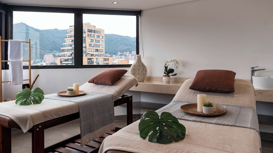 Doubletree By Hilton Bogota Calle 100,Co