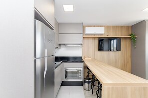 Apartment | Private kitchen - New Life Visconde - Yogha (Curitiba)