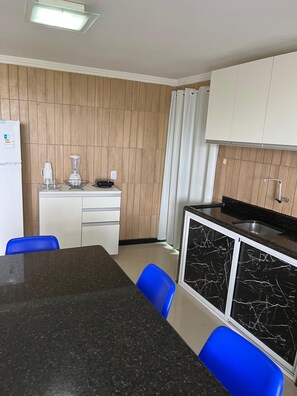 Private kitchen - Flat 201 proximo centro Porto de Galinha (Ipojuca)
