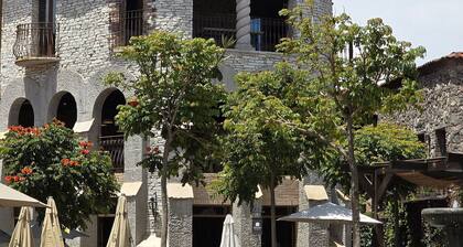 Suite Raffaello: Design and Comfort in ValQuirico