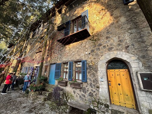 Department Romulus - A unique gem in Val’Quirico!