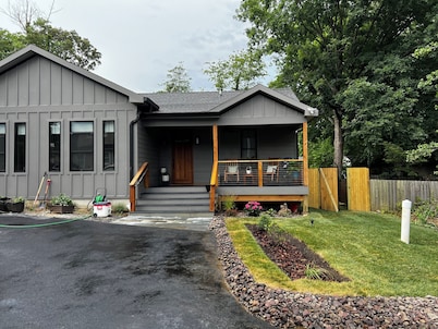 Pet Friendly-newly built house in peaceful  beach community, located in Riva MD.