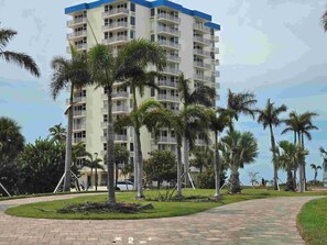 Exterior - Sunset & Ocean Front Views-FM-Beach(Pool is Open) (Fort Myers Beach)
