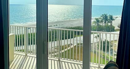 Sunset & Ocean Front Views-FM-Beach(Pool is Open)
