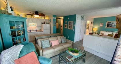 Sunset & Ocean Front Views-FM-Beach(Pool is Open)