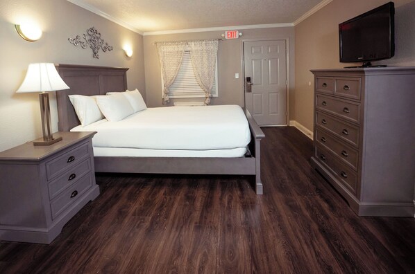 2 bedrooms, desk, iron/ironing board, free WiFi