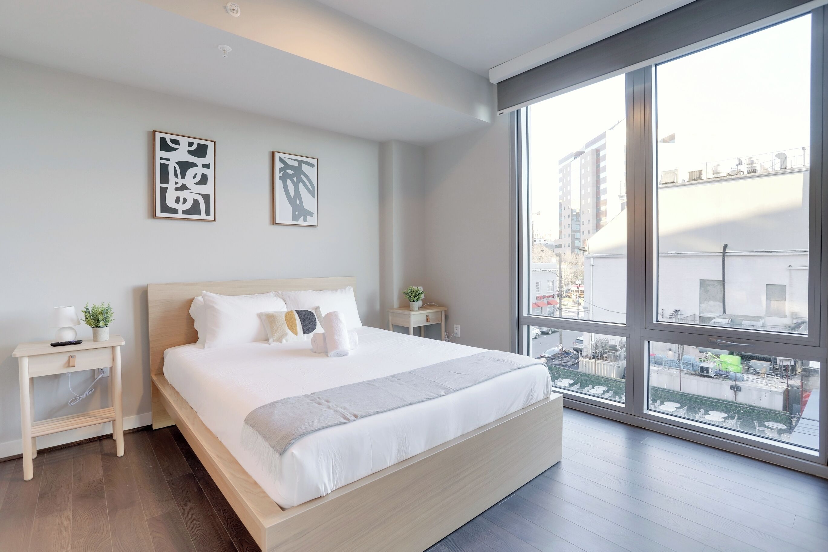 아파트, 시내 전망 | 2 개의 침실, 고급 침구, 암막 커튼, 다리미/다리미판