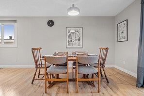Dining - Central Work & Family-Ready 2BR Suite (Calgary)