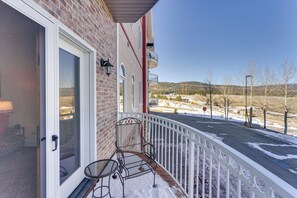 Terrace/patio - 1 Mi to Skiing: Mtn-View Condo in Angel Fire! (Angel Fire)