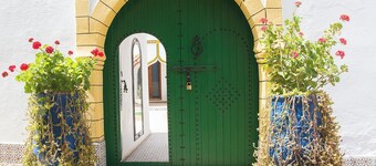 Room-lair De La Mer Resort & Hotel