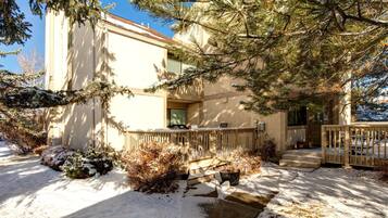 Condo (3 Bedrooms) | Exterior