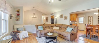 Pool, Deck & Grill: Spacious Apt in Naugatuck!
