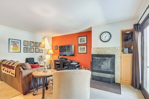 TV, fireplace - Hike, Bike & Fish: Brian Head Resort Condo! (Brian Head)
