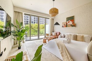 1 habitación, escritorio, tabla de planchar con plancha y wifi gratis 