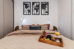 Apartment, Patio | 1 bilik tidur, seterika/papan seterika, Wi-fi percuma 