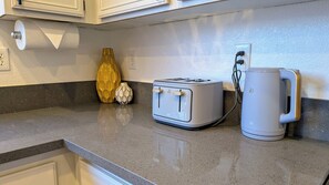 Interior - 8 BEDROOM Fun Smart Stylish Home, 8 Minutes to the Strip (Las Vegas)