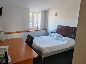 Classic-Doppelzimmer zur Einzelnutzung | Schreibtisch, kostenloses WLAN