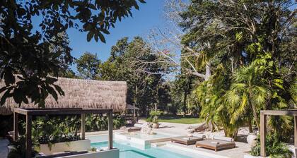 Onze Xpuha Sanctuary