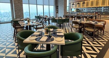 Four Points by Sheraton Nashik