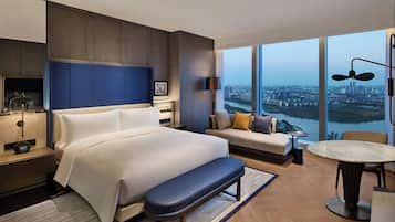 Executive Suite, 1 King Bed (View) | Down comforters, minibar, in-room safe, desk