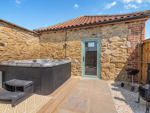 Terrace/patio - 2 bedroom accommodation in Elton, near Stockton-on-Tees (Elton, near Stockton-on-Tees)