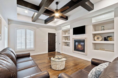 It features cozy furnishings, modern amenities, and a warm, homey atmosphere.