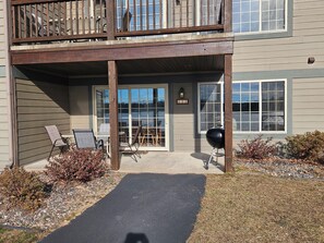 Outdoor dining - 2 Bedroom condo great view of Duck Lake (Eagle River)