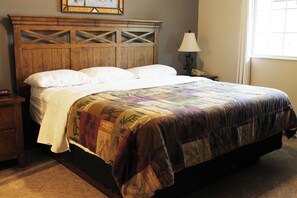 1 多间卧室、熨斗/熨衣板、免费 WiFi、床单