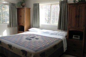 2 chambres, fer et planche à repasser, accès au Wi-Fi (inclus)