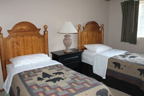 2 chambres, fer et planche Ă repasser, Wi-Fi gratuit, draps fournis