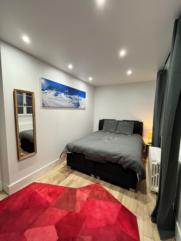 2 Schlafzimmer, Bügeleisen/Bügelbrett, Reisekinderbett, WLAN