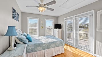 4 habitaciones, tabla de planchar con plancha, wifi y ropa de cama